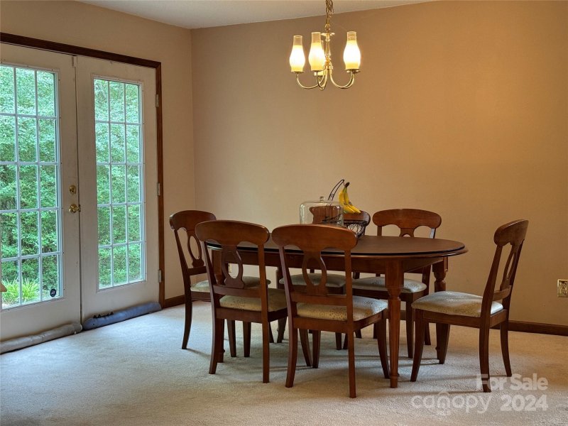 Property image 5 at 6916 Whipps Cross Court, Charlotte, NC 28277