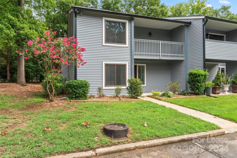 Property image 2 at 11206 Carmel Chace Drive, Charlotte, NC 28226