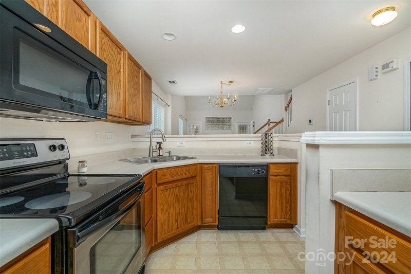 Property image 3 at 2556 Nw Bardwell Avenue, Concord, NC 28027