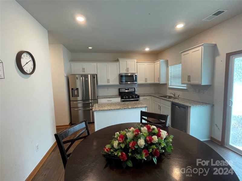 Property image 5 at 716 Larmore Avenue, Charlotte, NC 28216