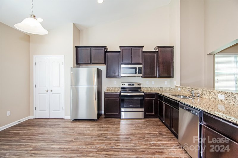 Property image 4 at 9421 Turning Wheel Drive, Charlotte, NC 28214