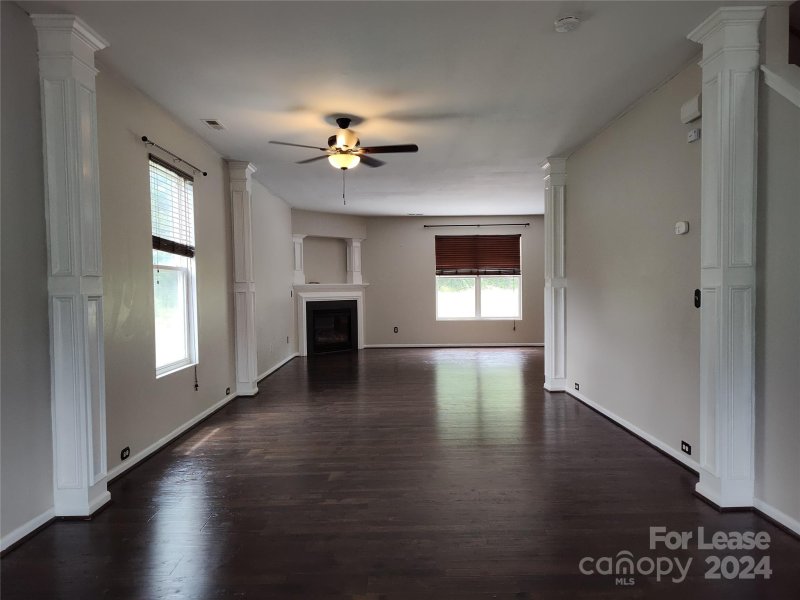 Property image 3 at 15728 Pedlar Mills Road, Charlotte, NC 28278