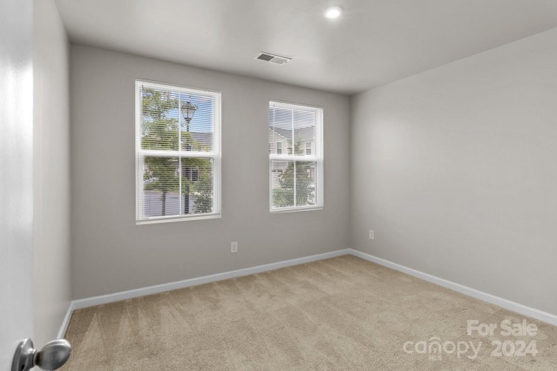 Property image 5 at 4114 Robinson Park Drive, Charlotte, NC 28215