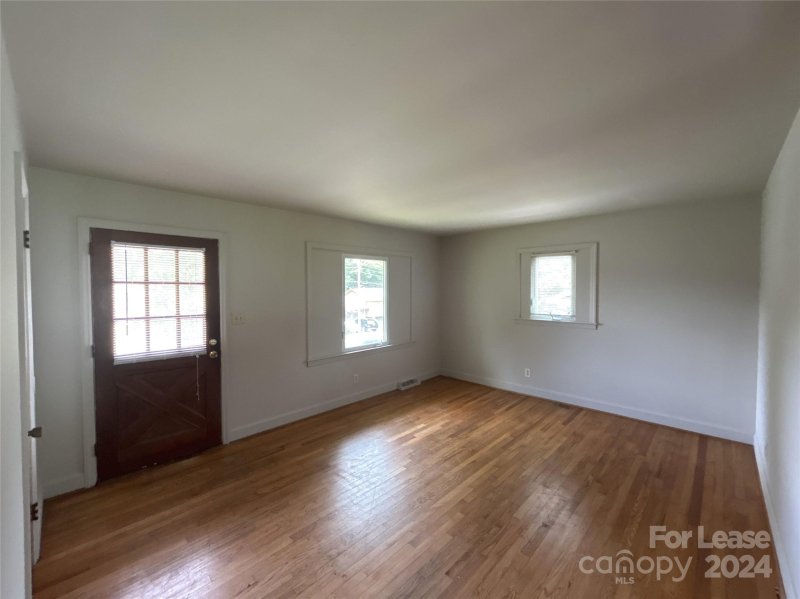 Property image 2 at 4326 Gatewood Drive, Charlotte, NC 28208