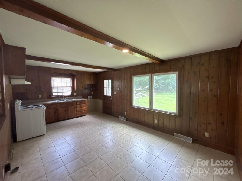 Property image 5 at 4326 Gatewood Drive, Charlotte, NC 28208