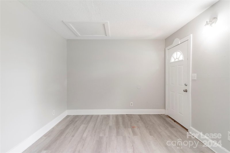 Property image 4 at 2517 Hemphill Street, Charlotte, NC 28208