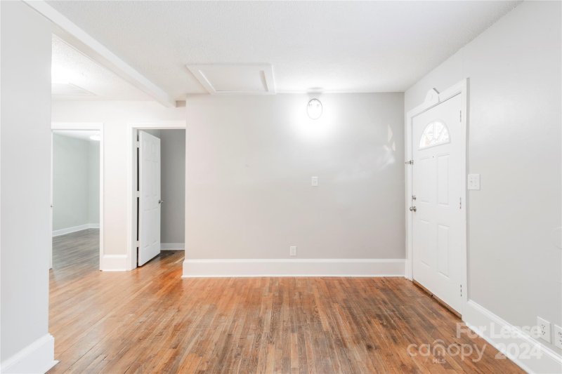Property image 5 at 2517 Hemphill Street, Charlotte, NC 28208