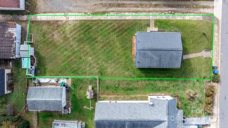 Property image 3 at 63 14th Street, Hickory, NC 28602