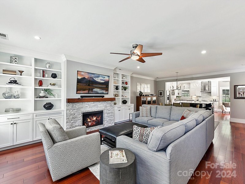 Property image 4 at 9415 Bonnie Briar Circle, Charlotte, NC 28277