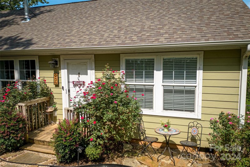 Property image 5 at 230 Sparrows Way, Lake Lure, NC 28746