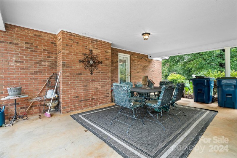 Property image 3 at 266 Northwest Road, Hickory, NC 28601