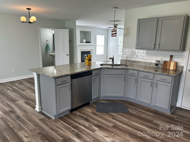 Property image 3 at 2047 Sonoma Valley Drive, Charlotte, NC 28214