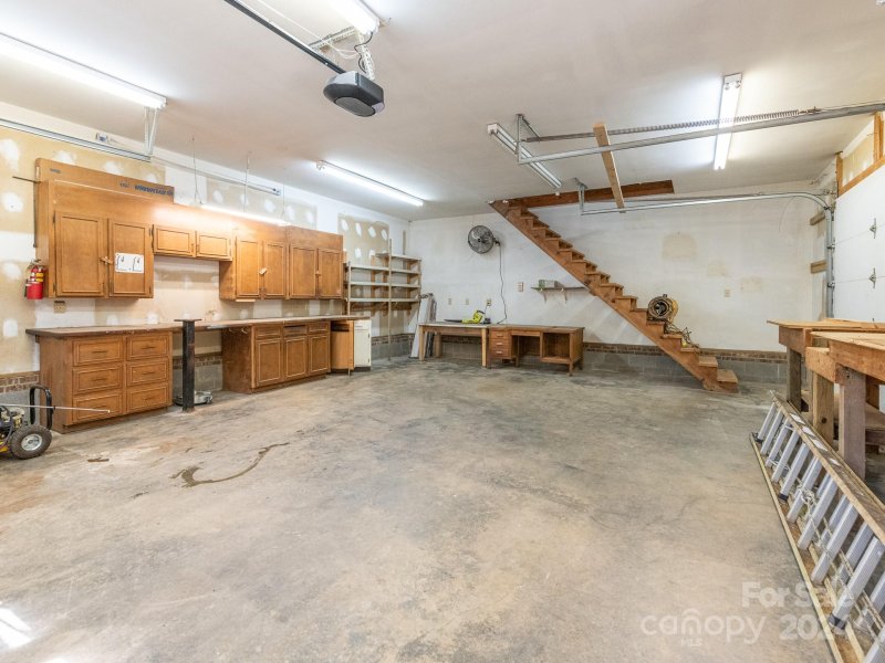 Property image 3 at 6333 Williams Road, Charlotte, NC 28215