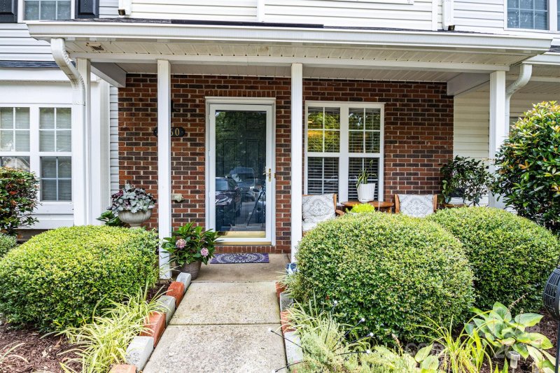 Property image 3 at 2960 Mayer House Court, Charlotte, NC 28214