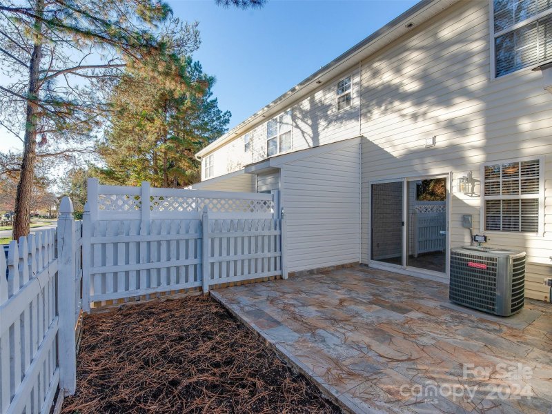 Property image 5 at 2960 Mayer House Court, Charlotte, NC 28214