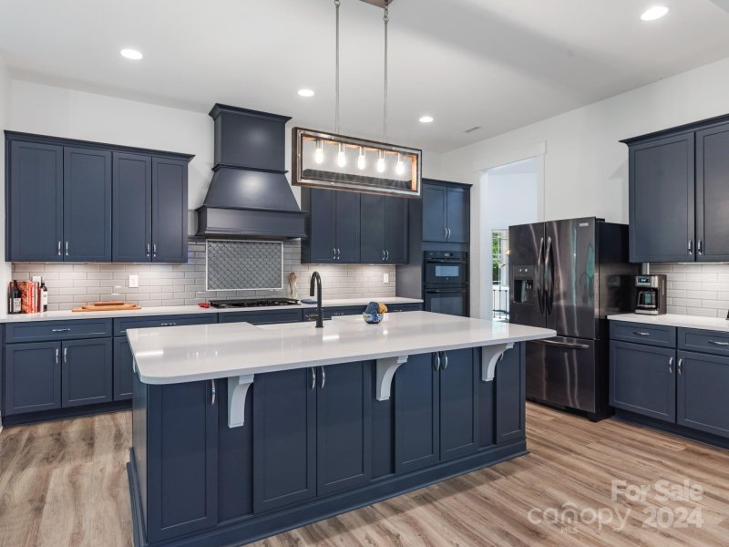 6062 Chimney Bluff Road