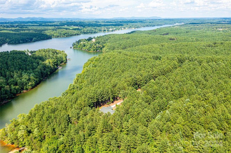 Property image 4 at 2062 Dockside Place, Connelly Springs, NC 28612