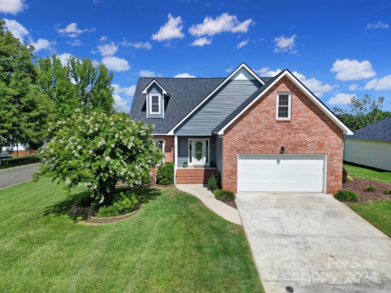 101 Scottie Court