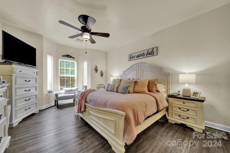 Property image 4 at 2546 Carya Pond Lane, Charlotte, NC 28212