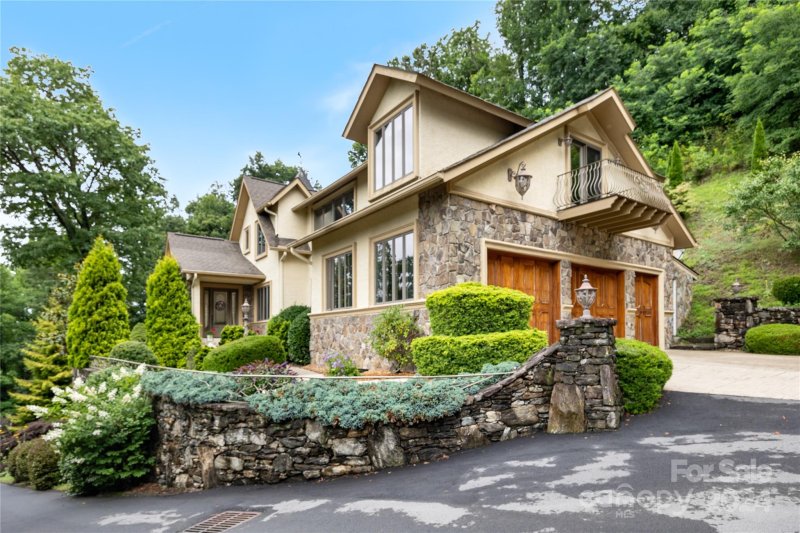 Property image 2 at 44 Veranda Drive, Waynesville, NC 28786