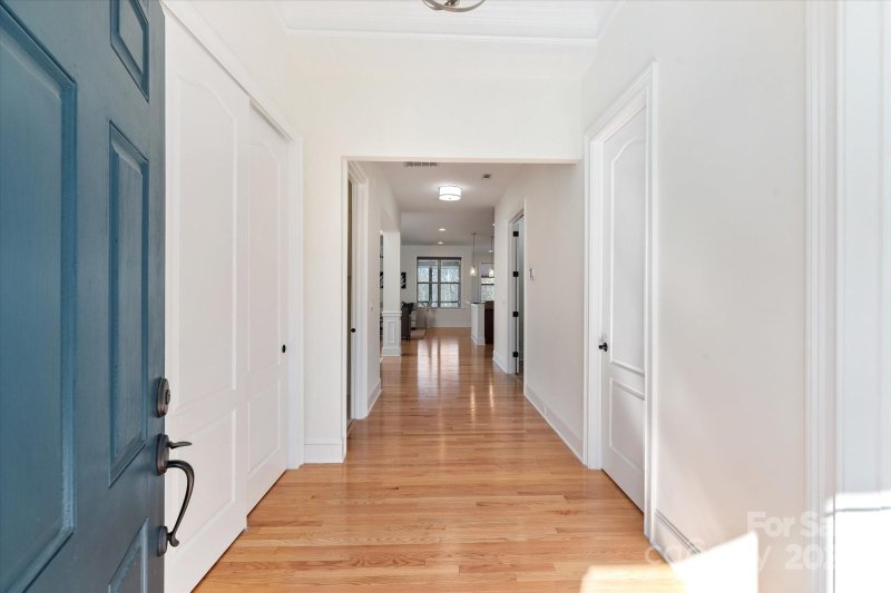 Property image 3 at 15133 High Bluff Court, Charlotte, NC 28278