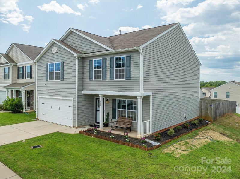 Property image 4 at 1903 Eastway Drive, Dallas, NC 28034