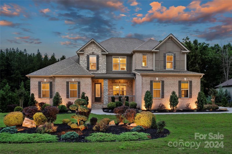 Property image 2 at 151 Campanile Drive, Mooresville, NC 28117