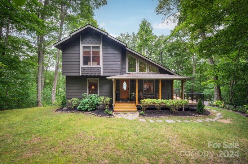 1976 Moonshine Mountain Road