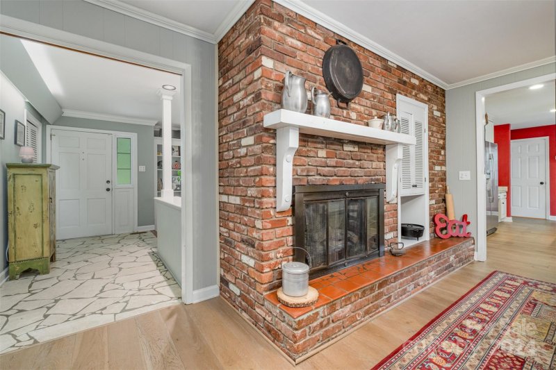 Property image 5 at 82 36th Avenue, Hickory, NC 28601