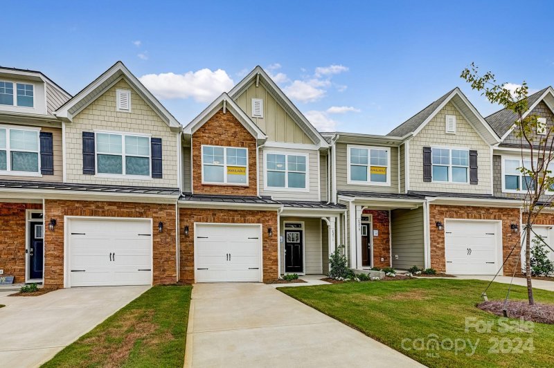 Property image 2 at 6271 Culbert Street, Harrisburg, NC 28075