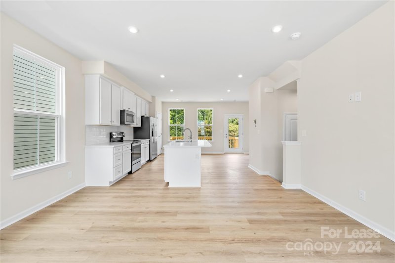 Property image 5 at 3322 Beeler Lane, Charlotte, NC 28208