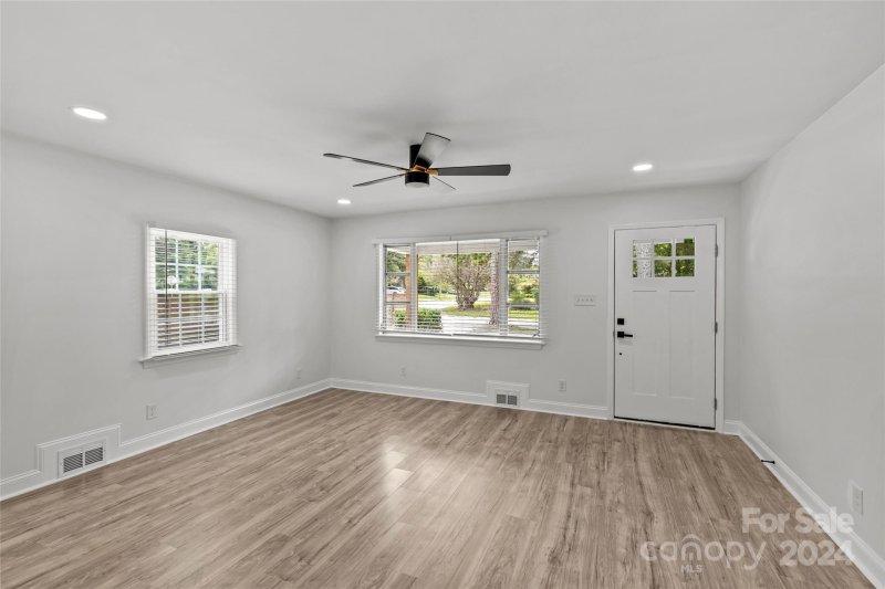 Property image 3 at 3945 Foxford Place, Charlotte, NC 28215