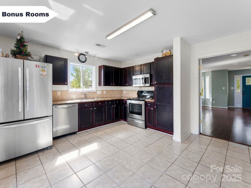 Property image 3 at 1522 Hollow Maple Drive, Charlotte, NC 28216