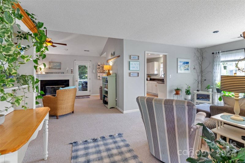 Property image 4 at 28 Sand Pebble Court, Fletcher, NC 28732