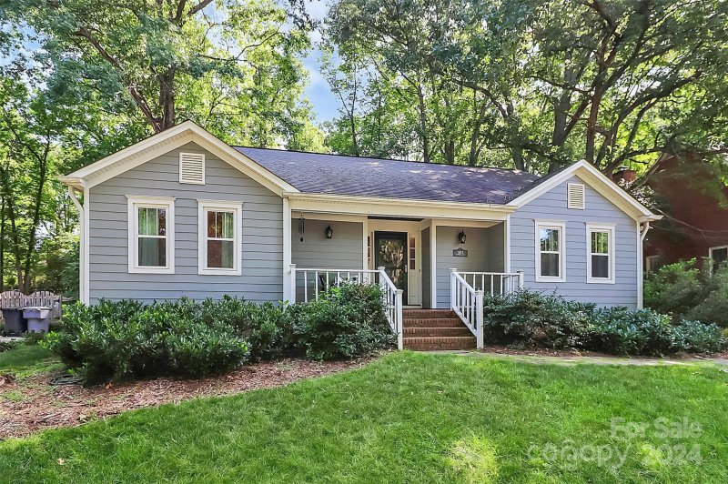 Property image 3 at 5912 Winburn Lane, Charlotte, NC 28226