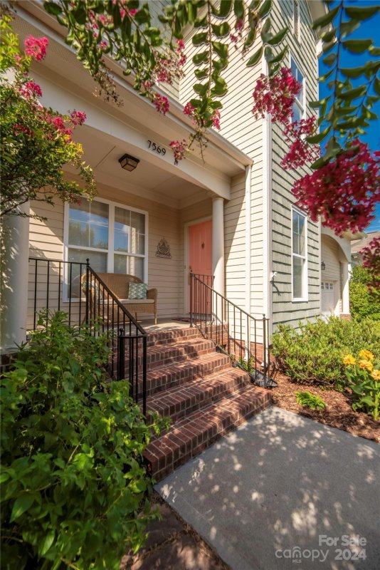 Property image 3 at 7569 Thorn Creek Lane, Tega Cay, SC 29708
