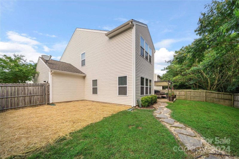 Property image 4 at 442 Dutch White Drive, Clover, SC 29710