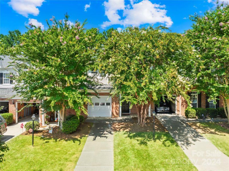 Property image 4 at 4622 Kingsland Court, Charlotte, NC 28269