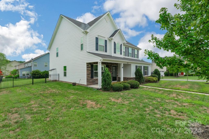 Property image 3 at 1009 Nutgrove Lane, Indian Trail, NC 28079