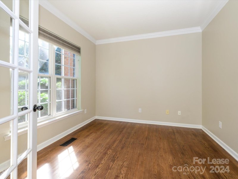 Property image 4 at 11526 Sir Francis Drake Drive, Charlotte, NC 28277
