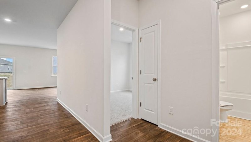 Property image 2 at 591 Country Oak Drive, Asheville, NC 28804