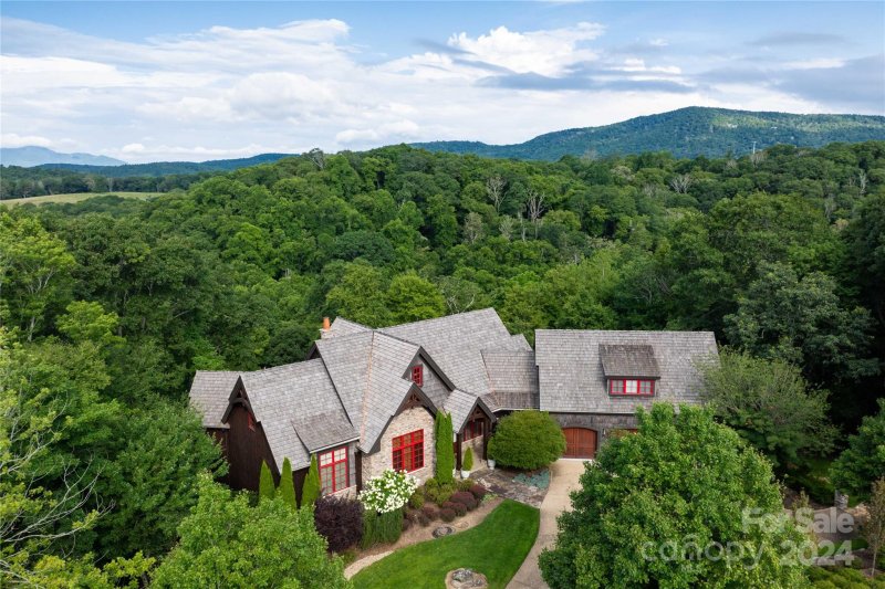 Property image 3 at 595 Firethorn Trail, Blowing Rock, NC 28605