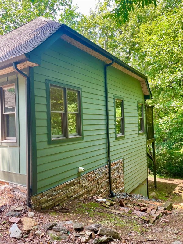 Property image 3 at 92 W Rambling Creek Drive, Tryon, NC 28782