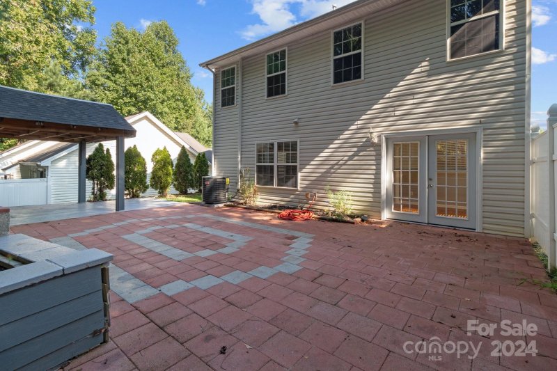 Property image 2 at 1706 Mission Oaks Street, Kannapolis, NC 28083