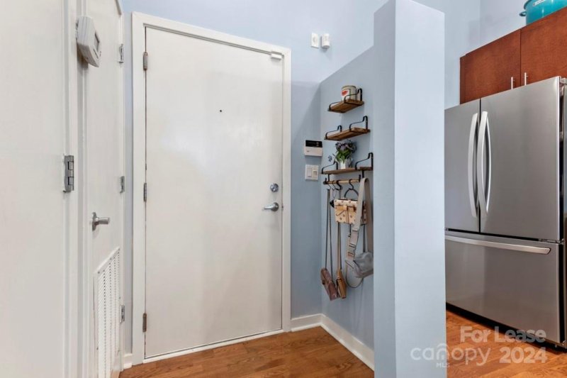 Property image 4 at 2125 Southend Drive, Charlotte, NC 28203