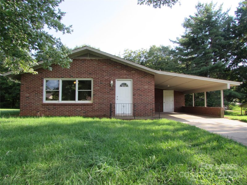 2130 14th Avenue Drive