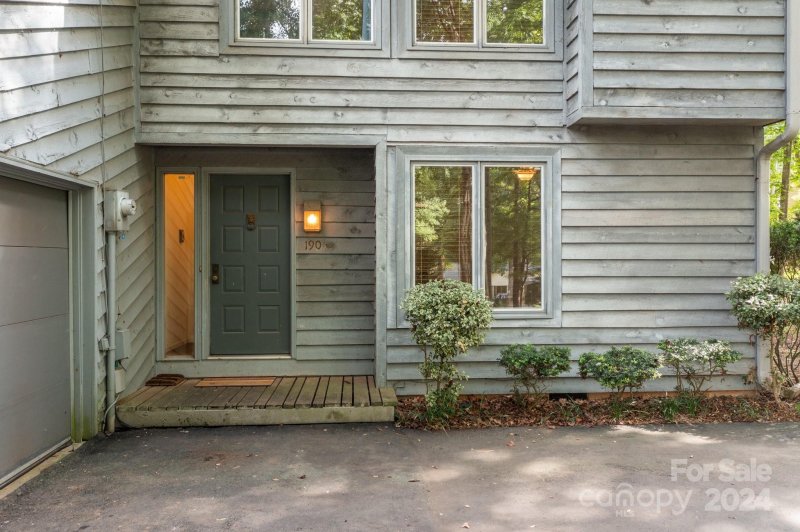 Property image 5 at 190 Canterbury Place Road, Mooresville, NC 28115