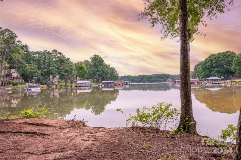 Property image 3 at 130 Kensington Street, Mooresville, NC 28117