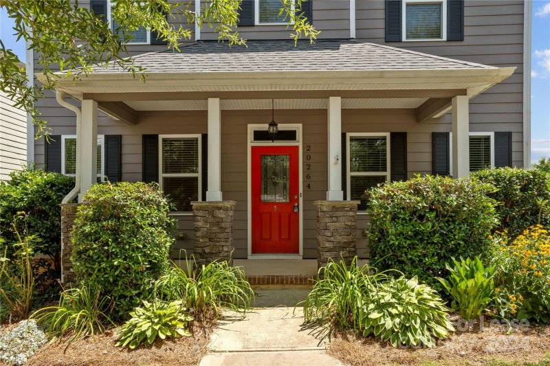 Property image 2 at 20264 Harroway Drive, Cornelius, NC 28031