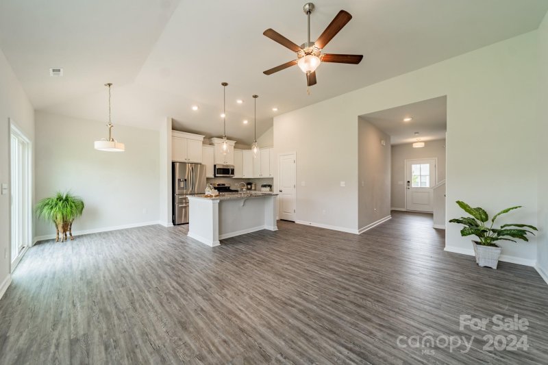 Property image 2 at 7204 Indigo Way, Denver, NC 28037